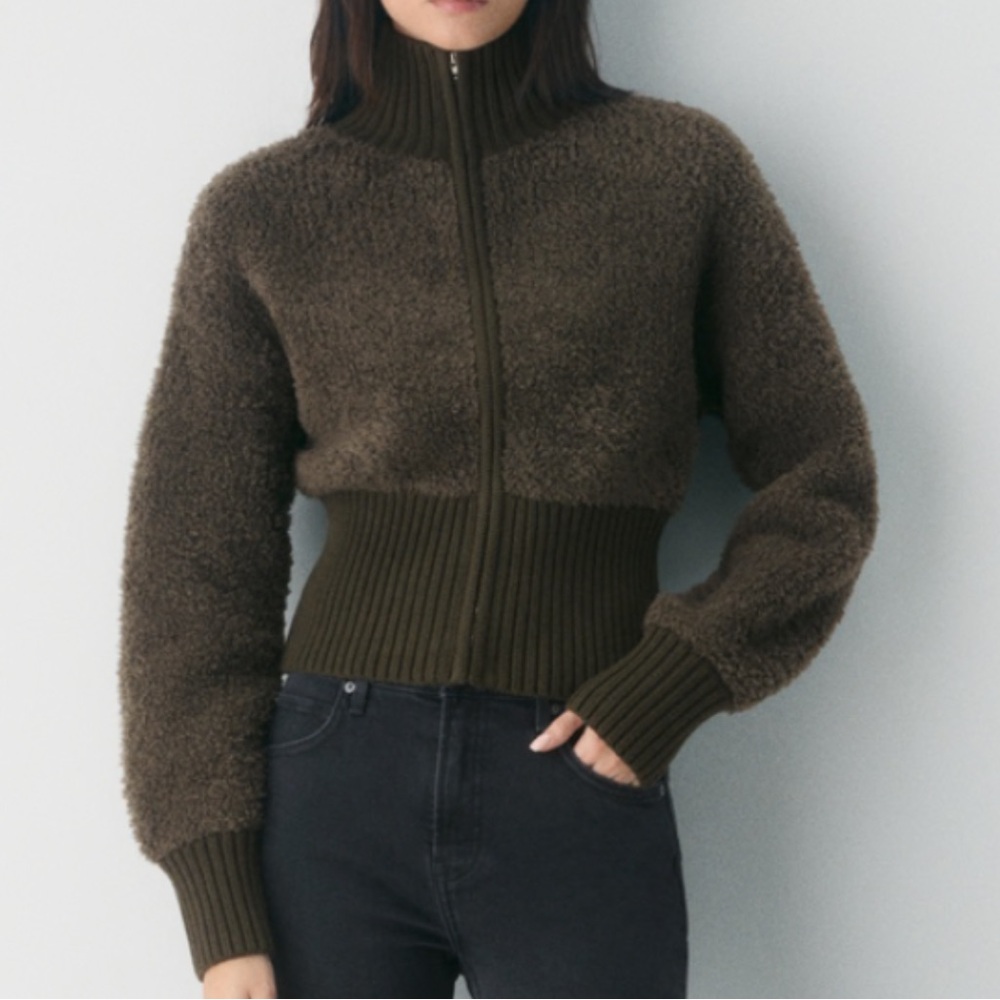 Aritzia- Astro zip-up jacket olive